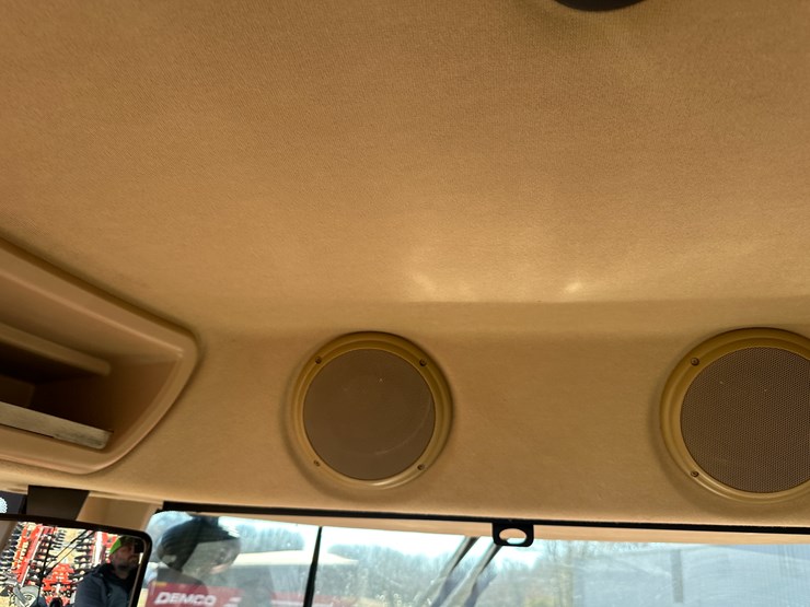 #35562-•-2023-case-470-track-tractor-image-97