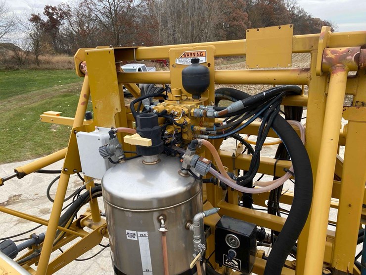 ro-gator-1184-sprayer-image-16