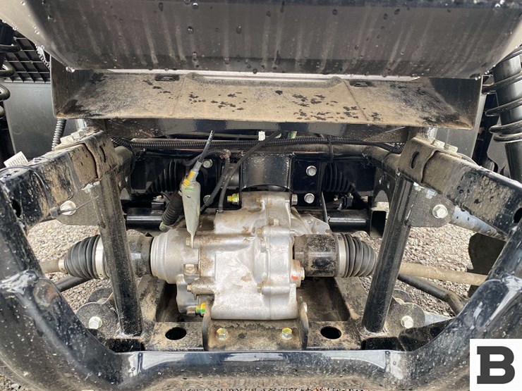 2020-honda-pioneer-700-image-10