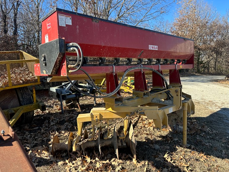 #35571-•-rome-levee-plow-w/-w&a-manufacturing-898-levee-seeder-image-2