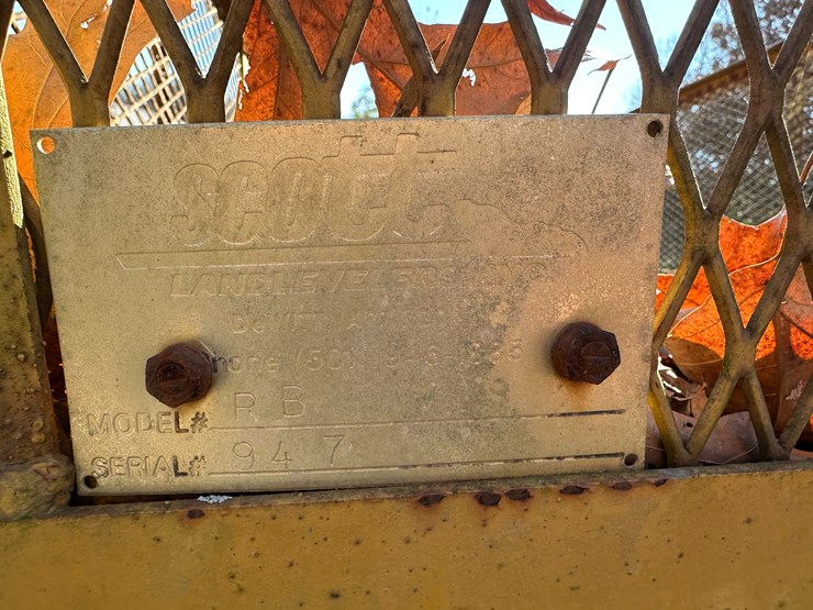 #35577-•-scott-levee-packer-w/bulldog-gooseneck-hitch-image-22