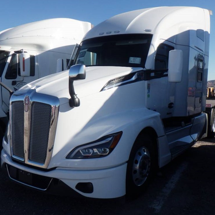 2022 KENWORTH T680