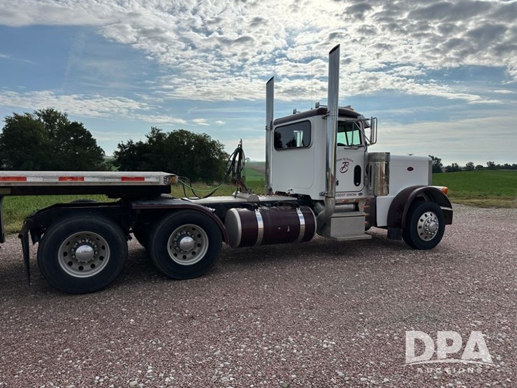 peterbilt-379-image-7