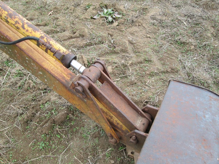 #35323-•-3pt-backhoe-attachment-image-6