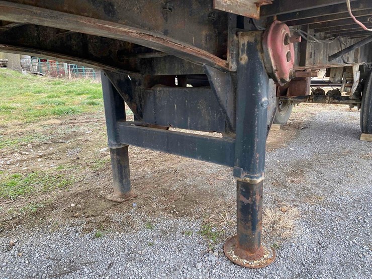 spray--trailer-image-21