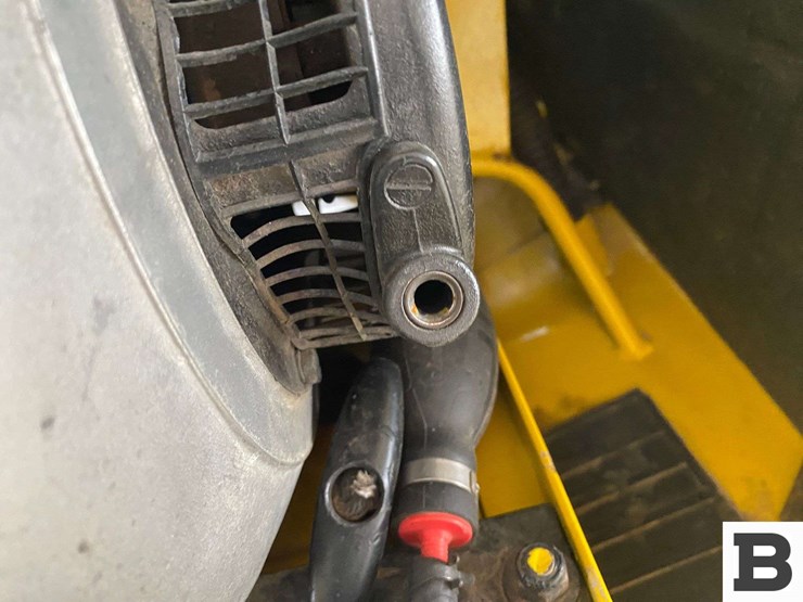 1968-ski-doo-super-olympique-snowmobile-image-14