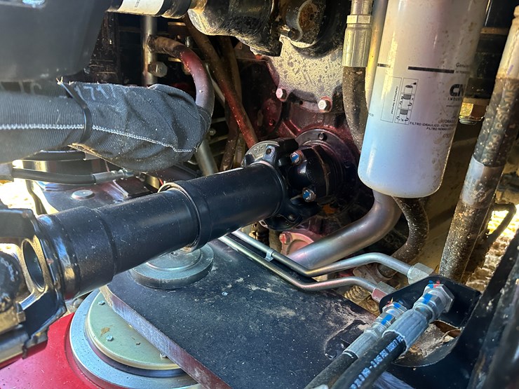 #35562-•-2023-case-470-track-tractor-image-70