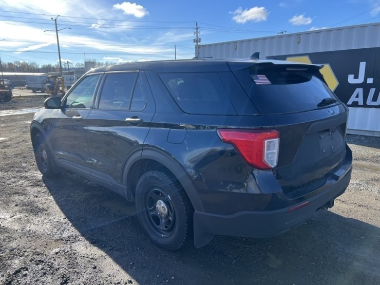 2020-ford-explorer-image-6