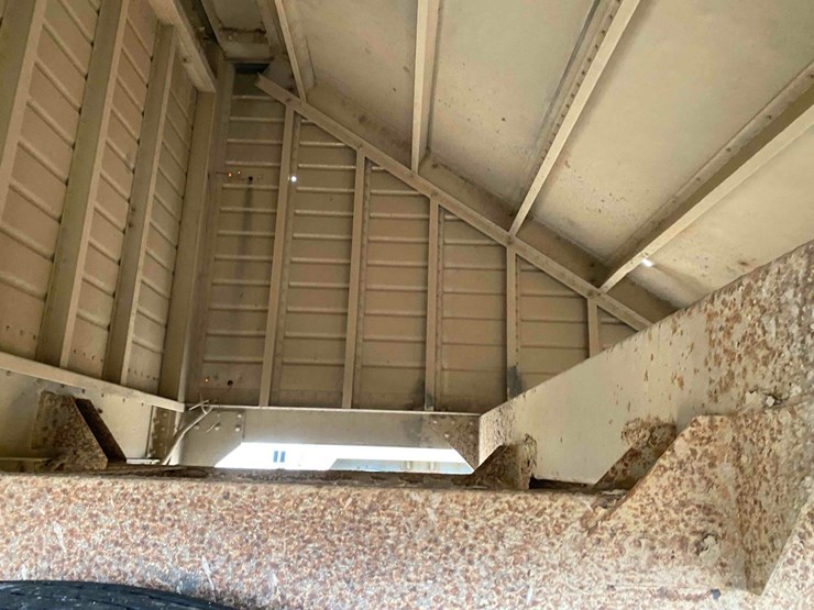 wilson-alum-41’-grain-trailer-image-19