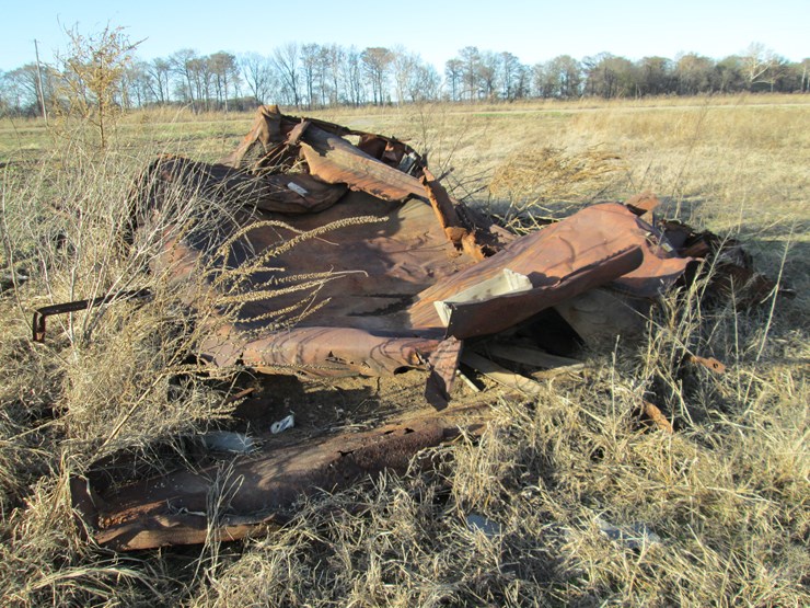 #35367-•-lot-of-metal-image-2