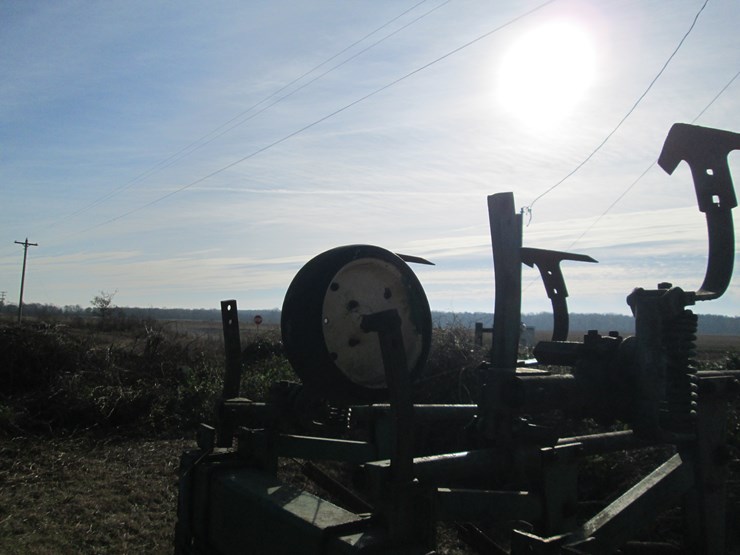 john-deere-8-image-10