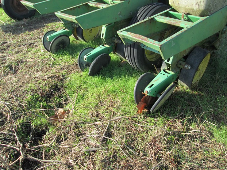 john-deere-7100-image-9