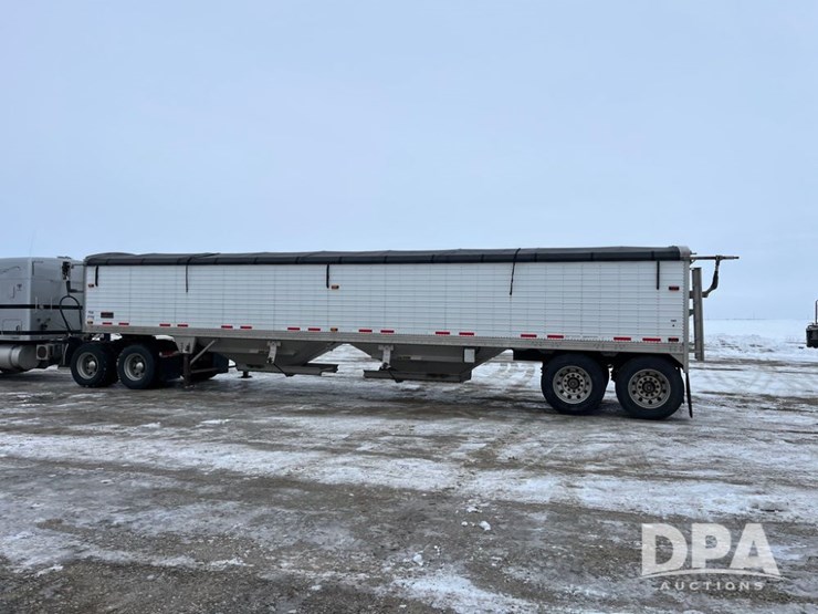 2015-timpte-grain-trailer-image-12