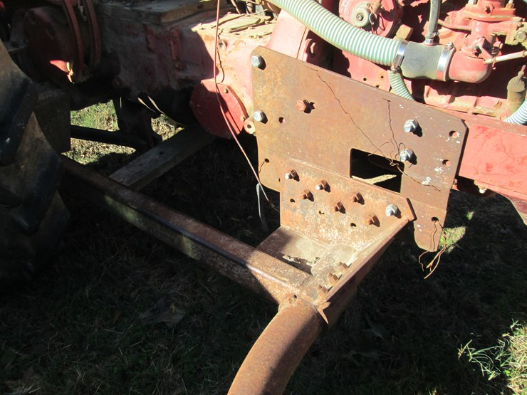 #35306-•-farmall-580-tractor-image-13