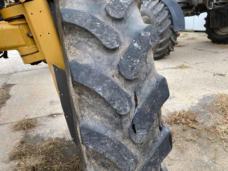 ro-gator-1184-sprayer-image-93