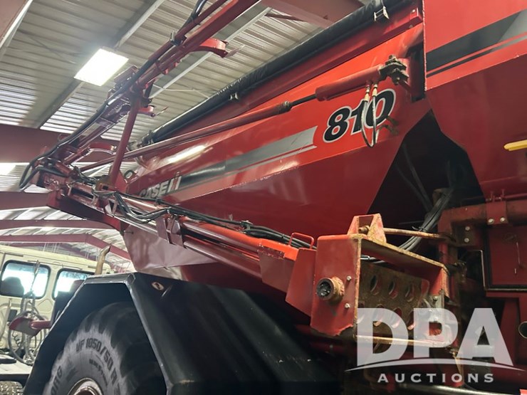 case-ih-810-image-9