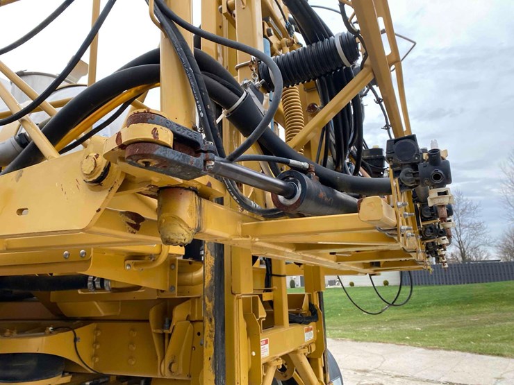 ro-gator-1184-sprayer-image-33