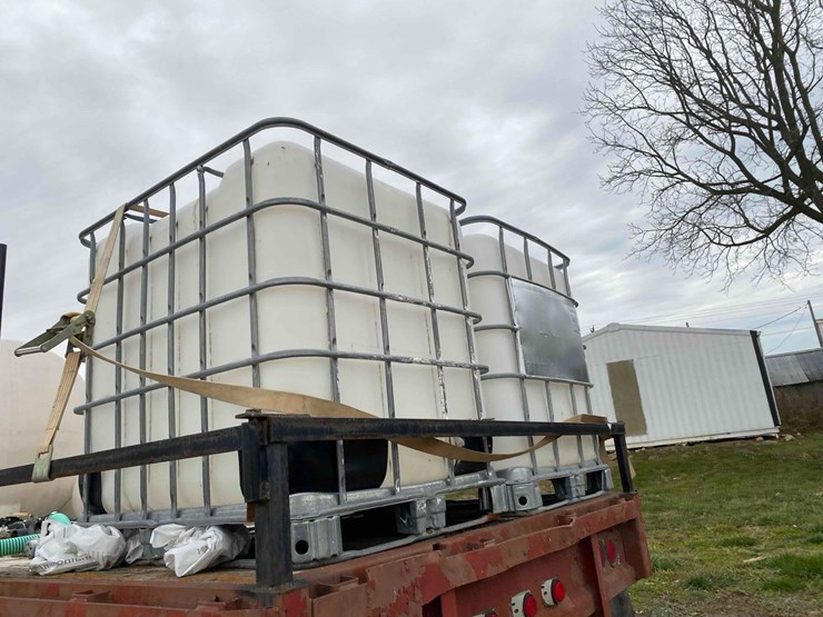 spray--trailer-image-14