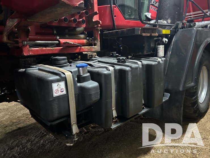 case-ih-810-image-14