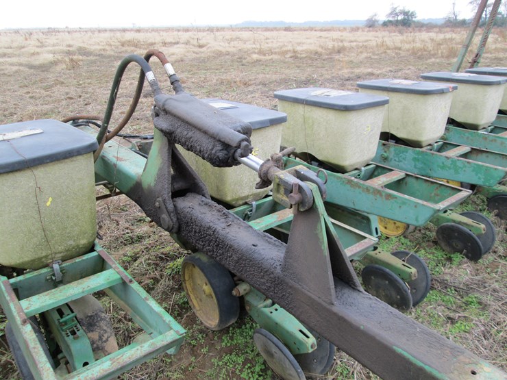 john-deere-7100-image-9