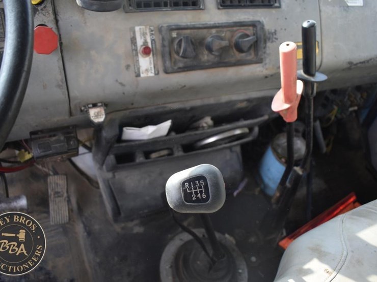 freightliner-fl70-image-28