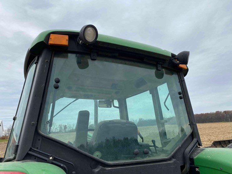 john-deere-6415-image-34