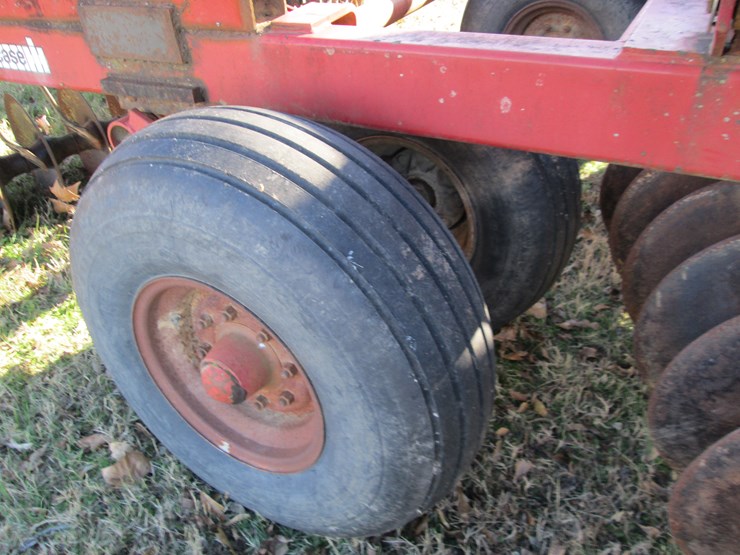 case-ih-3900-image-5
