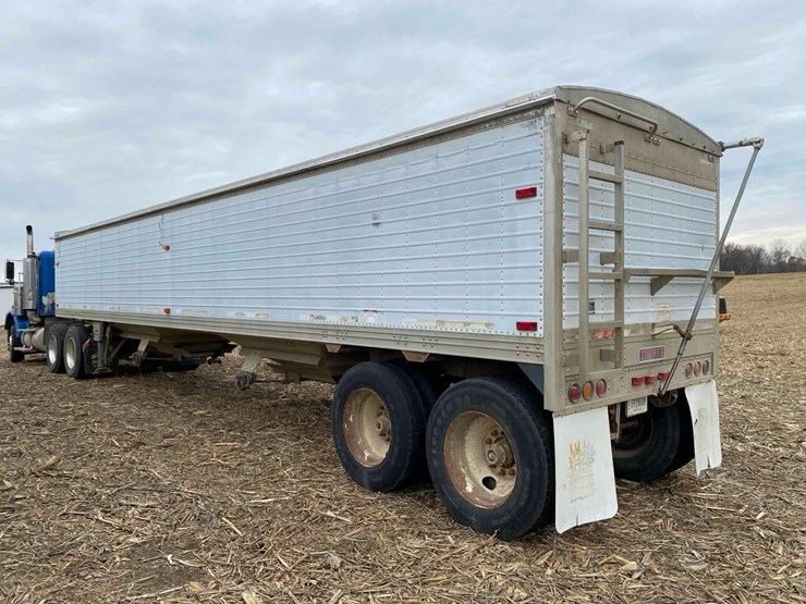 wilson-alum-41’-grain-trailer-image-1