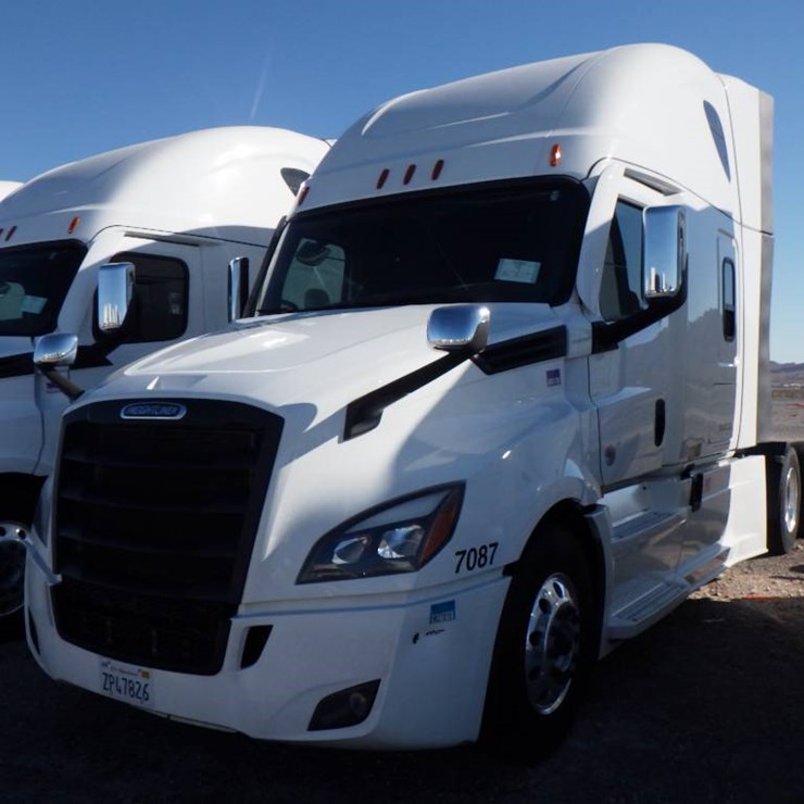 2024 FREIGHTLINER CASCADIA 126