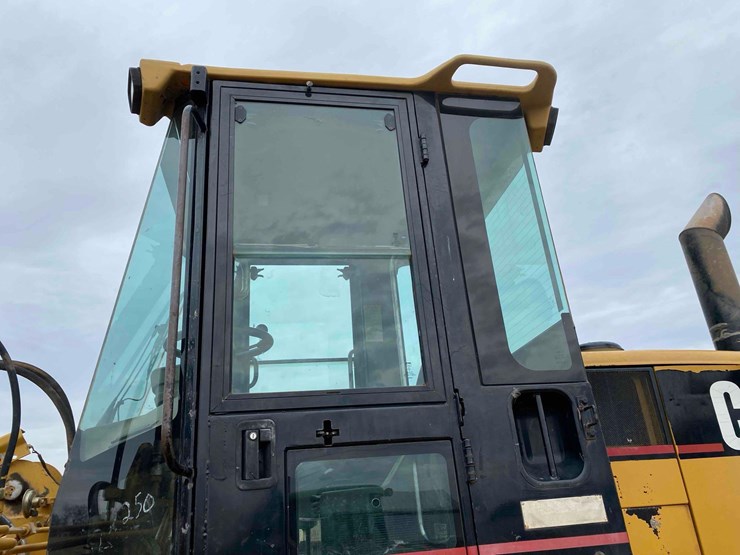 caterpillar-it28g-image-18