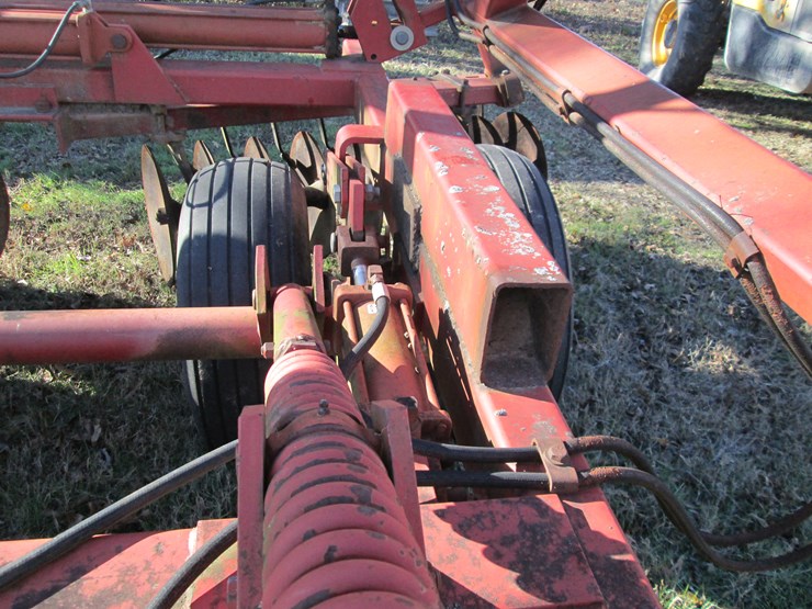 case-ih-3900-image-21