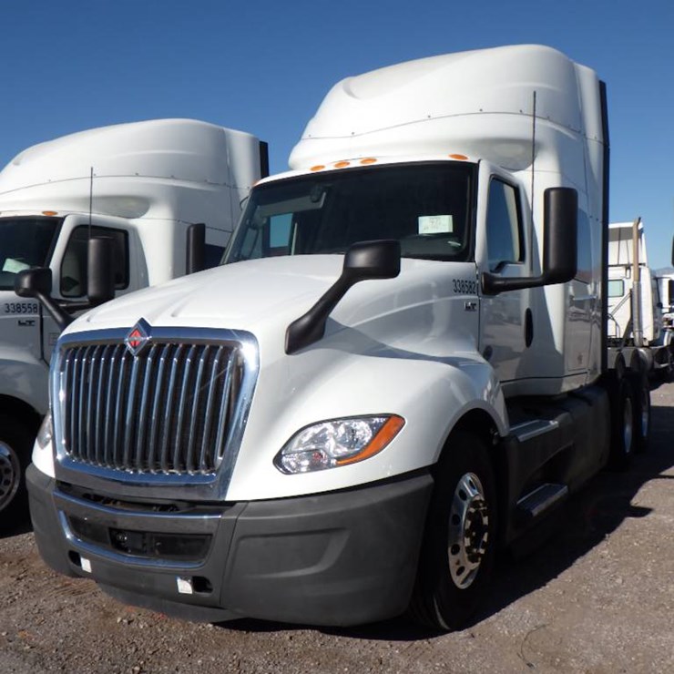 2021 INTERNATIONAL LT