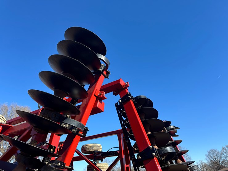 #35563-•-case-370-47'disk-image-48