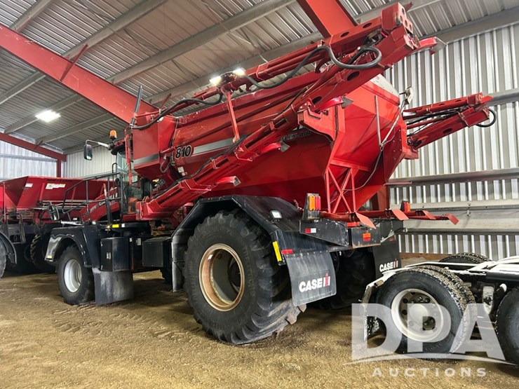 case-ih-810-image-5