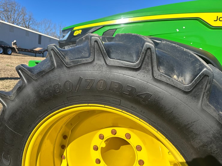 2021-john-deere-370-image-7