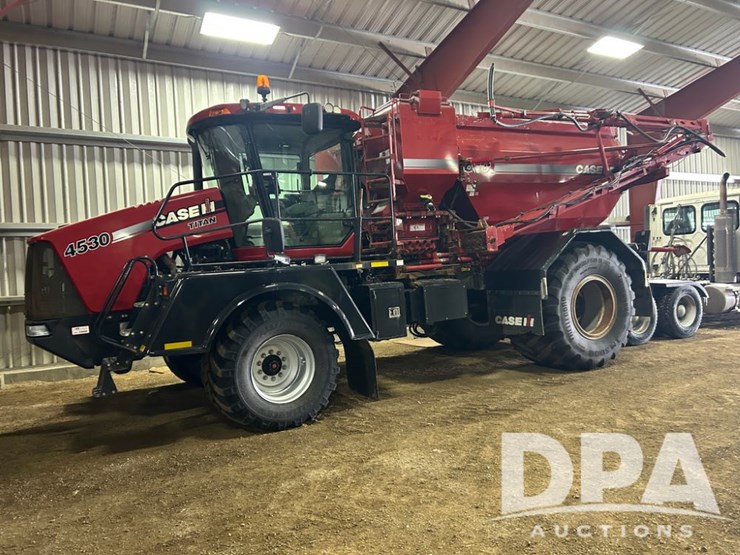 case-ih-810-image-3