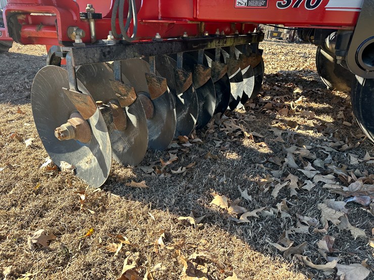 #35563-•-case-370-47'disk-image-31