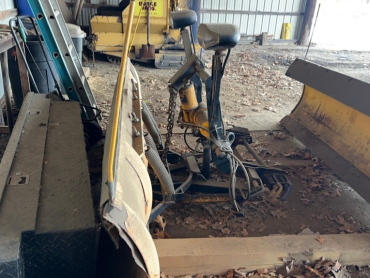 meyers-8-foot-plow-image-8