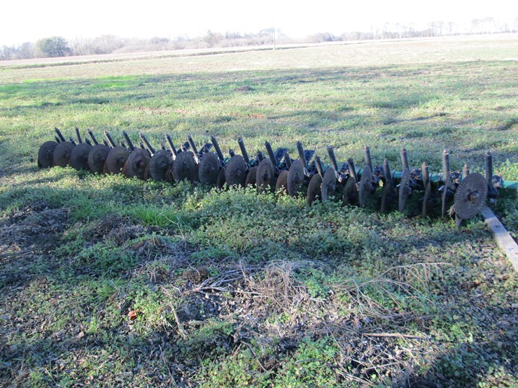 great-plains-solid-stand-20-image-3