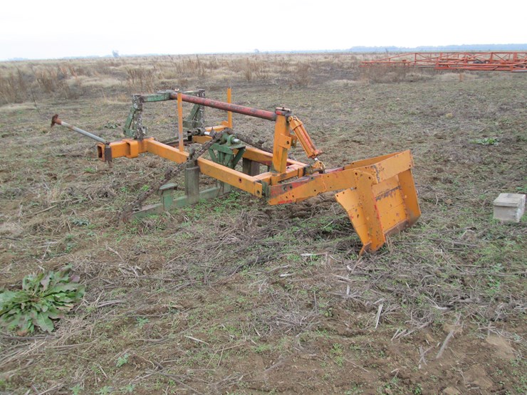 #35320-•-levee-gate-trencher-image-4