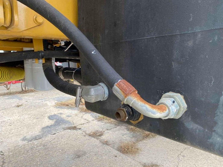 ro-gator-1184-sprayer-image-76