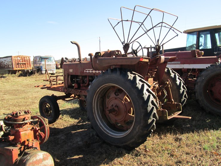 #35307-•-farmall-450-tractor-image-4