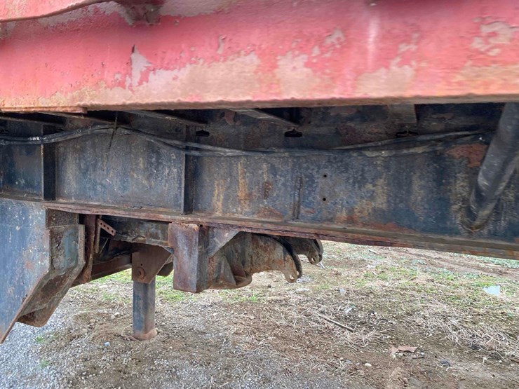 spray--trailer-image-15