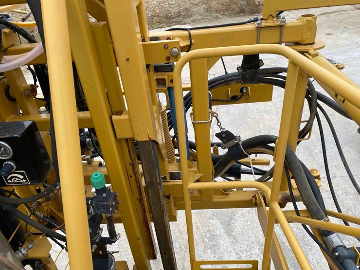 ro-gator-1184-sprayer-image-19