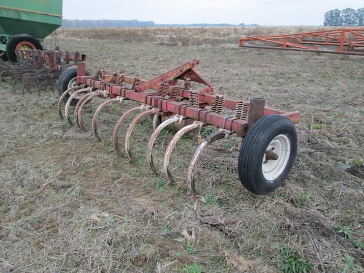 #35315-•-11'-chisel-plow-image-3