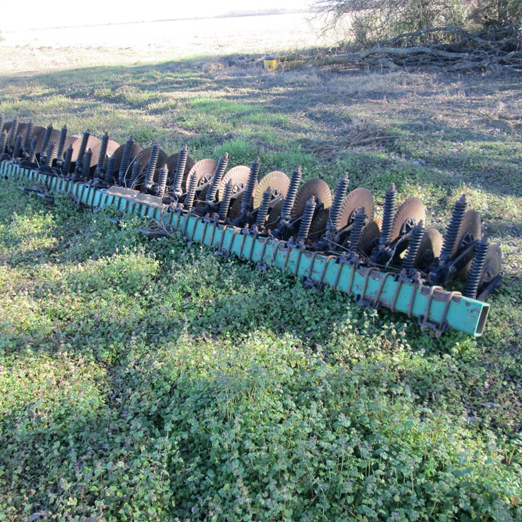 GREAT PLAINS SOLID STAND 20