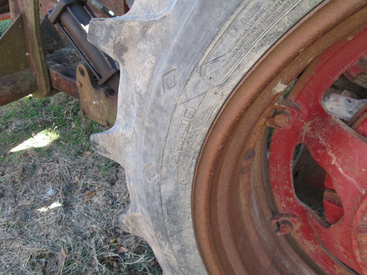 #35306-•-farmall-580-tractor-image-6