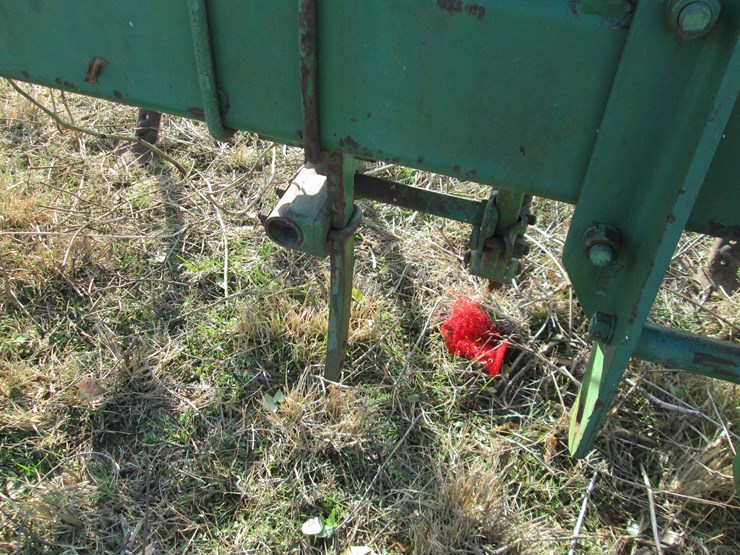 john-deere-8-image-11