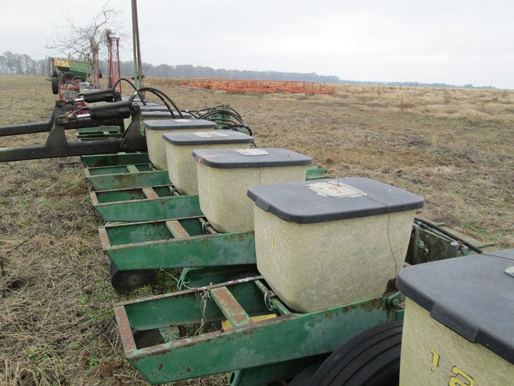 john-deere-7100-image-12