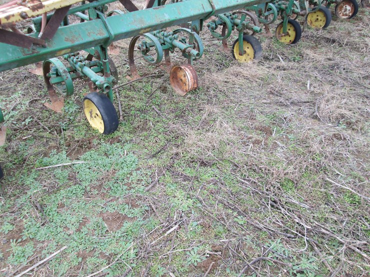 john-deere-8-image-7